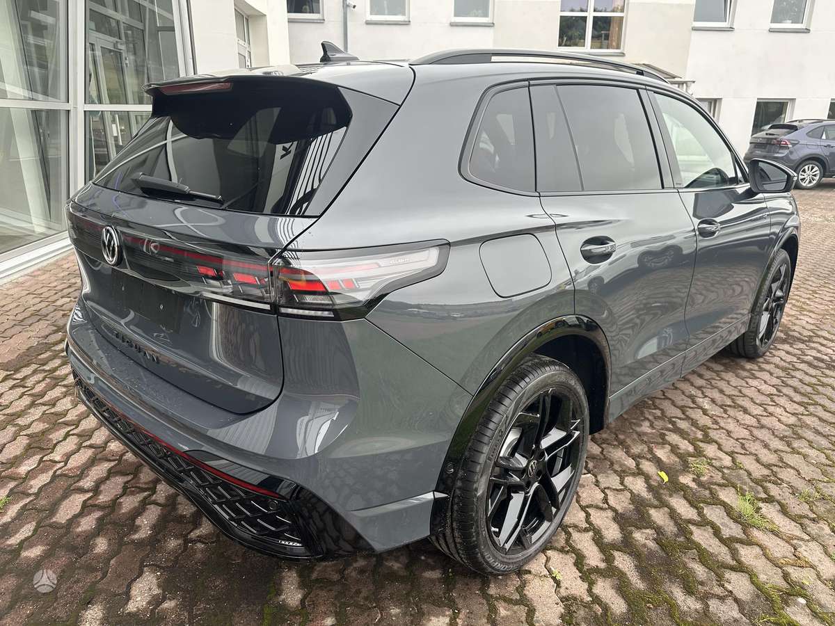 Volkswagen Tiguan - 3
