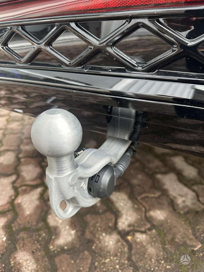 Volkswagen Tiguan - 10