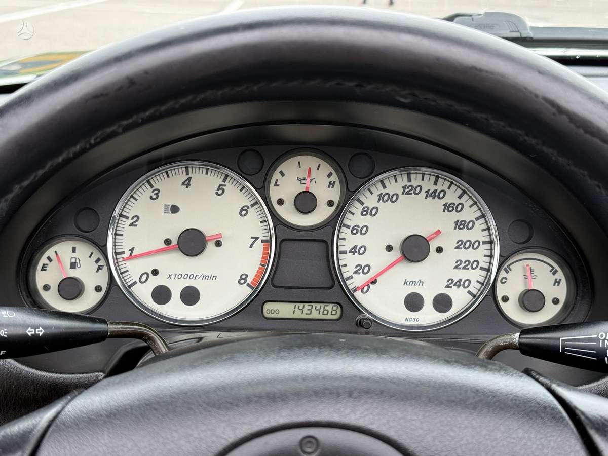 Mazda MX-5, 1.8 l., Кабриолет
