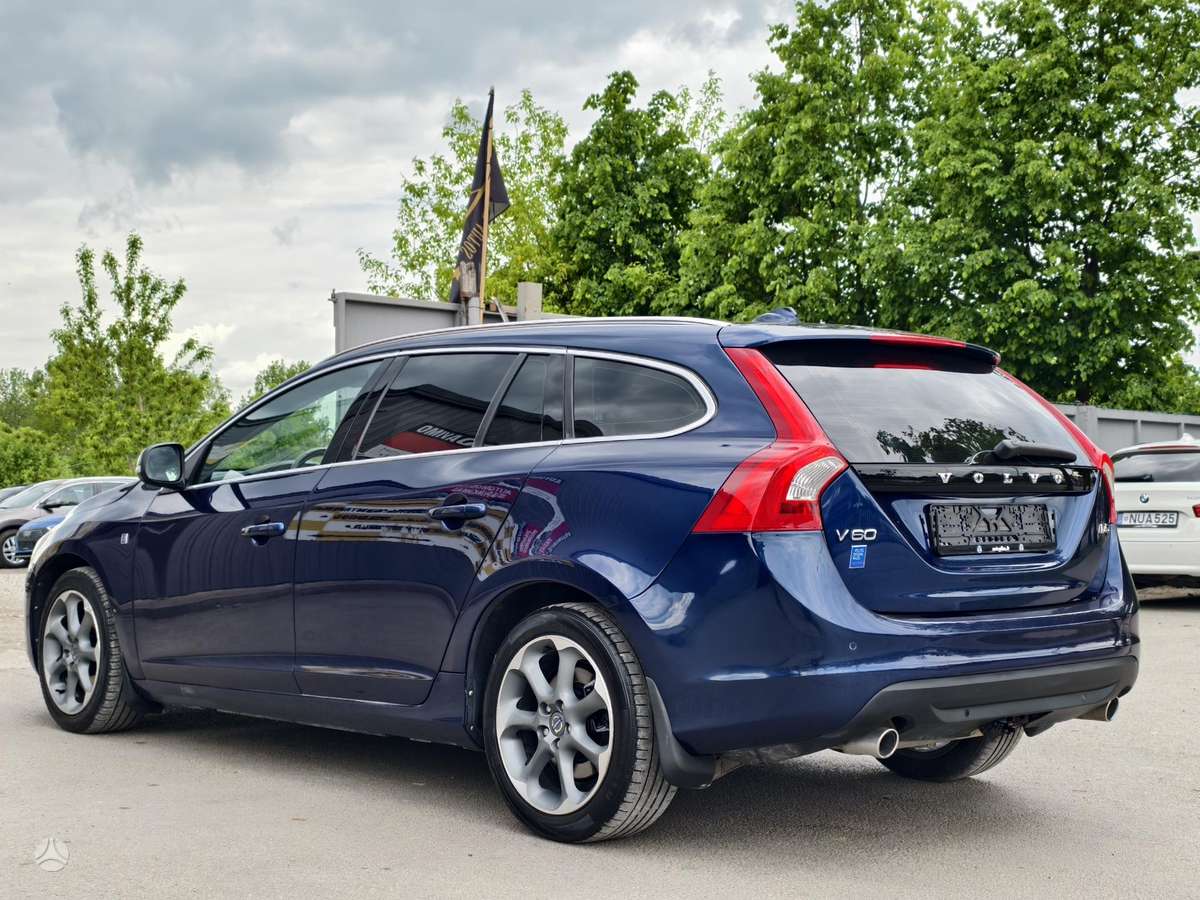 Volvo V60, 2.4 l., universalas