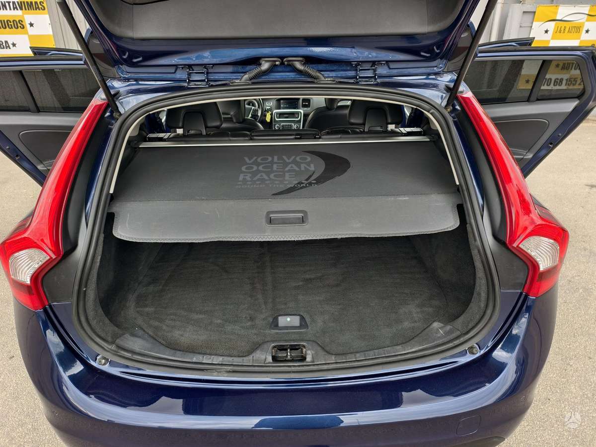 Volvo V60, 2.4 l., universalas