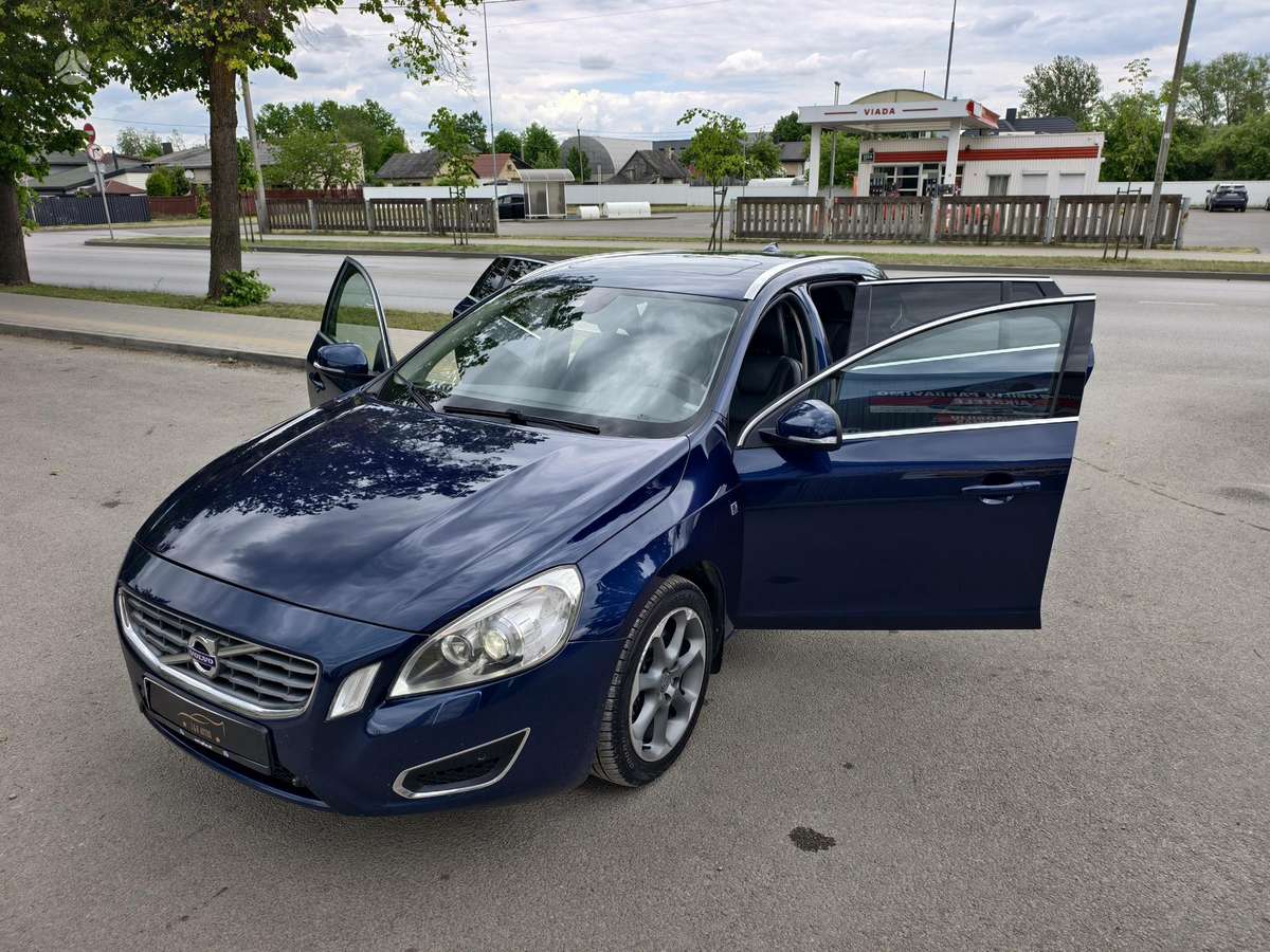 Volvo V60, 2.4 l., Универсал