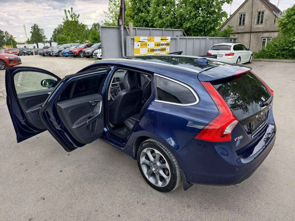 Volvo V60, 2.4 l., universalas