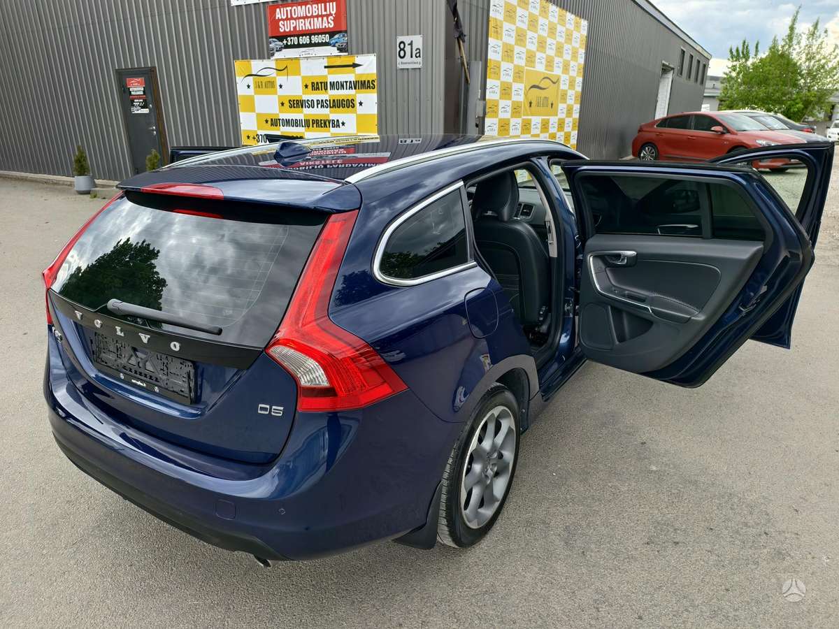 Volvo V60, 2.4 l., universalas