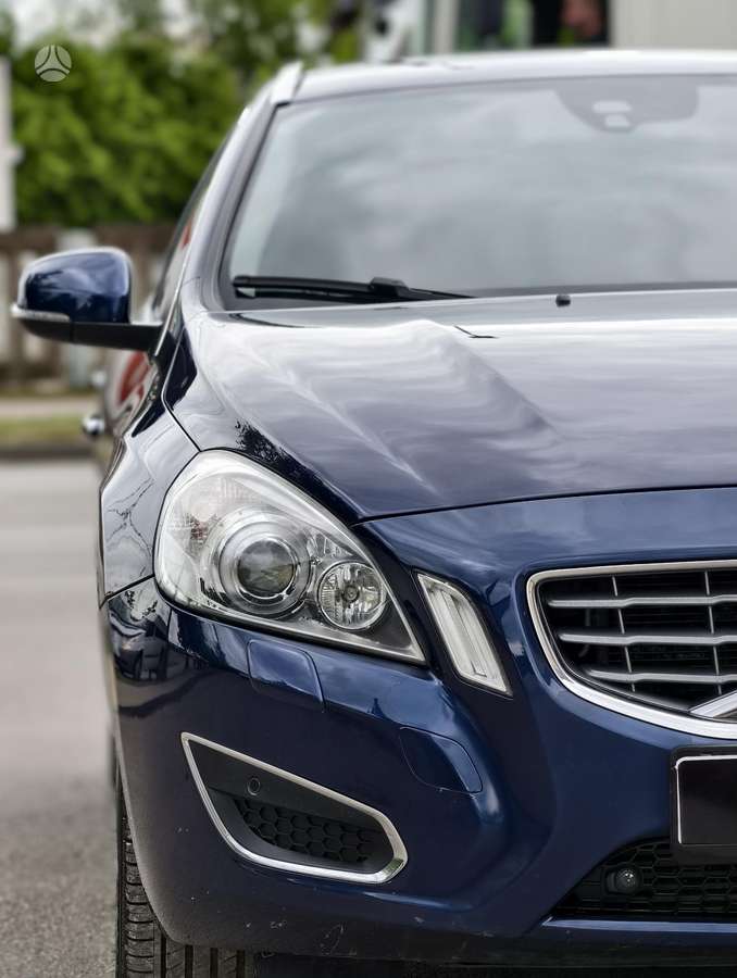 Volvo V60, 2.4 l., universalas