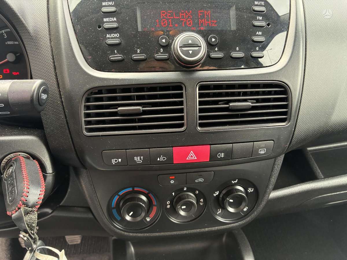 Opel Combo, 1.3 l., Минивэн
