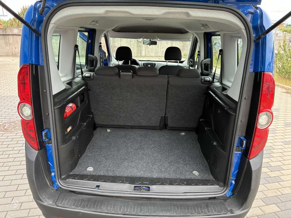 Opel Combo, 1.3 l., Минивэн