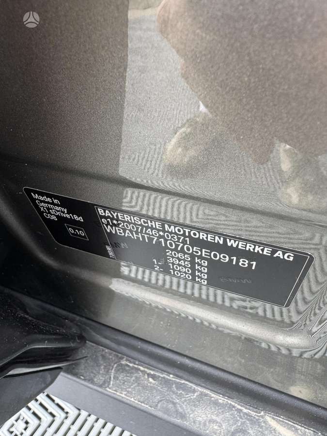 BMW X1, 2.0 l., hatchback