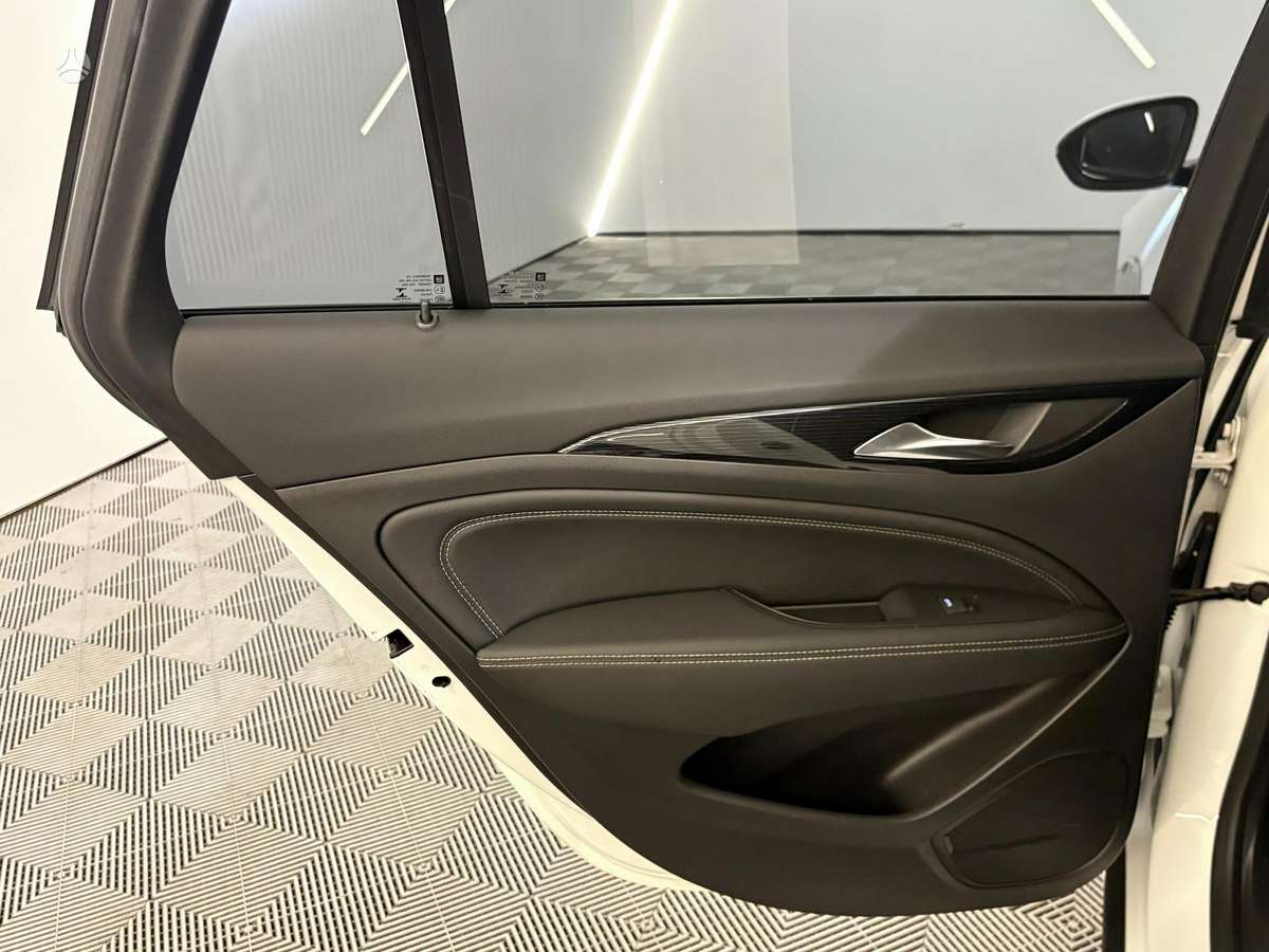 Opel Insignia, 2.0 l., Универсал