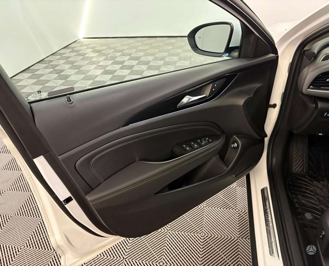 Opel Insignia, 2.0 l., Универсал