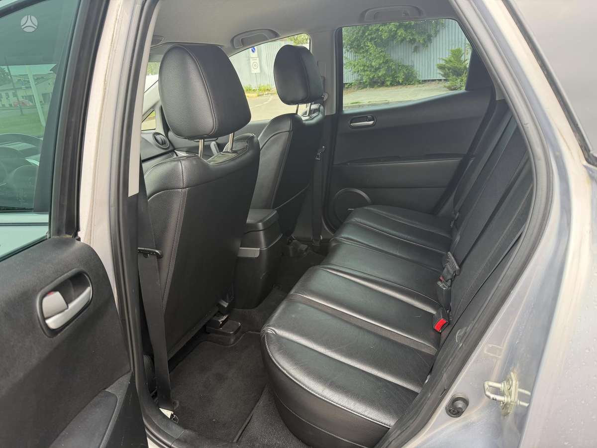 Mazda CX-7, 2.3 l., off-road / crossover