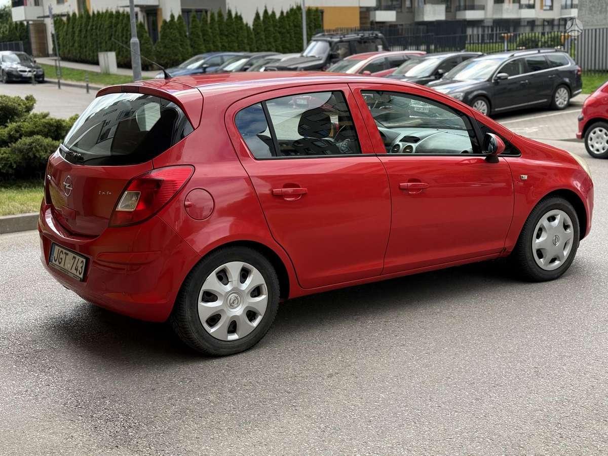 Opel Corsa, 1.4 l., Хэтчбек