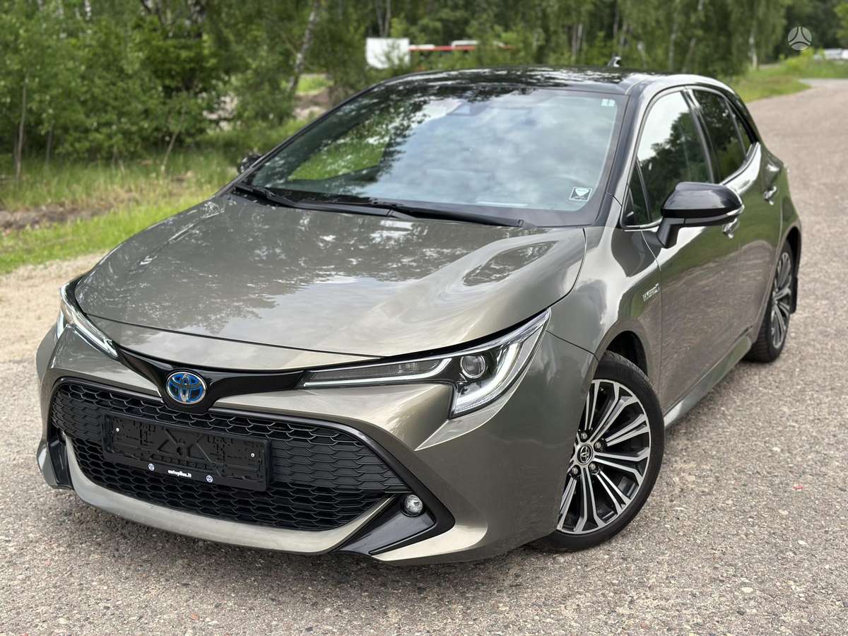 Toyota Corolla - 1