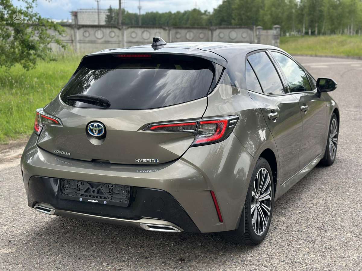 Toyota Corolla - 5