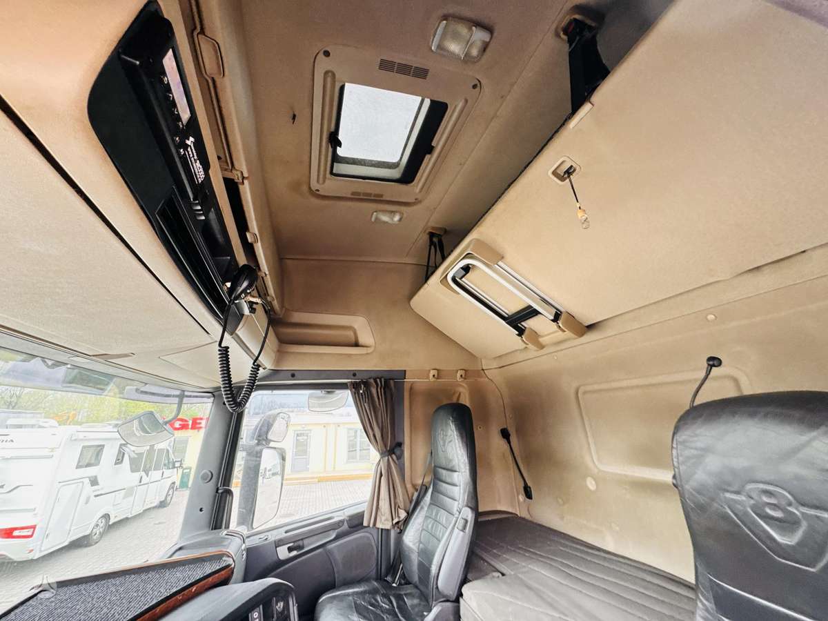 Scania R560, double sleeper