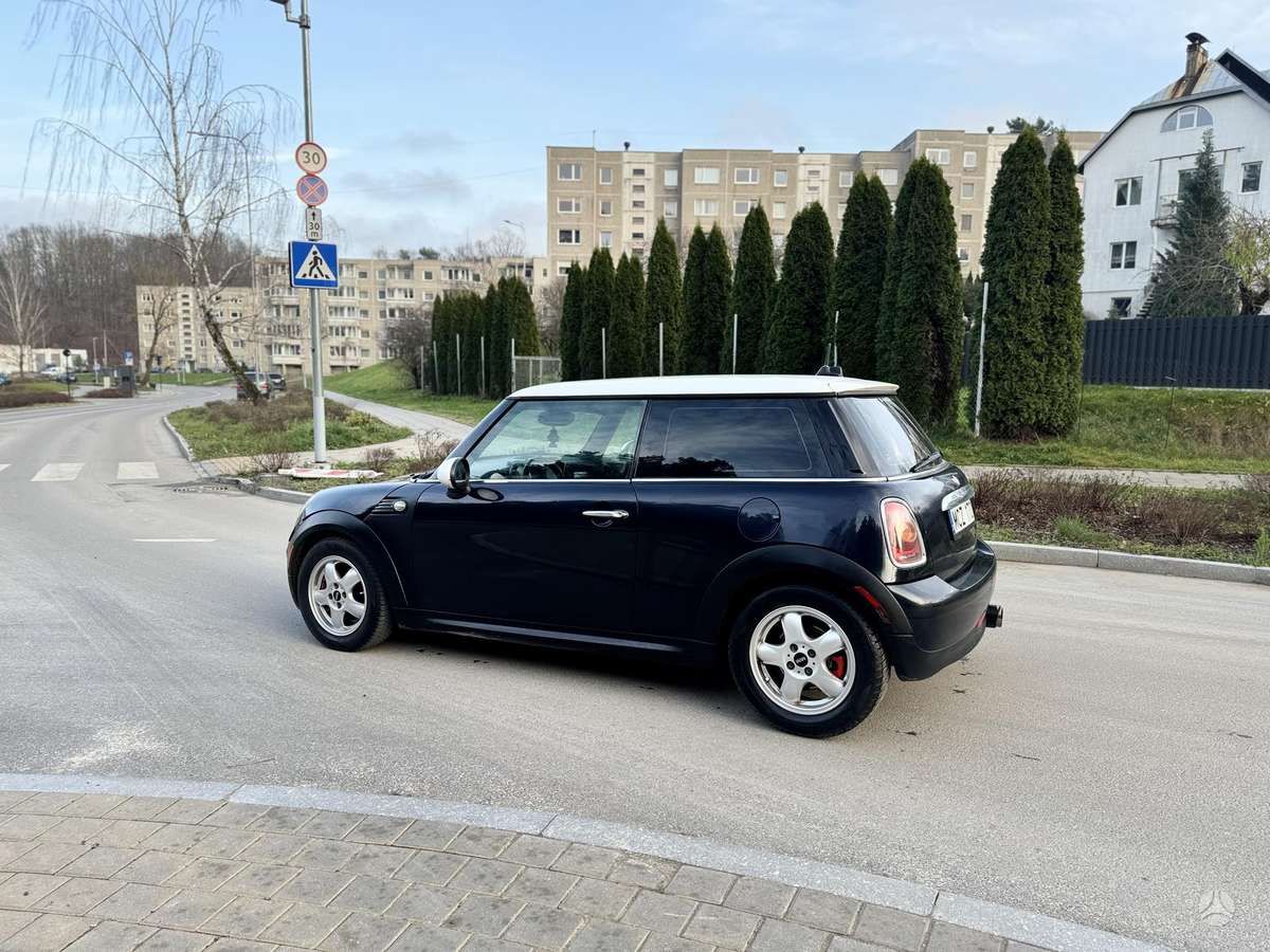 Mini Cooper, 1.6 l., Хэтчбек