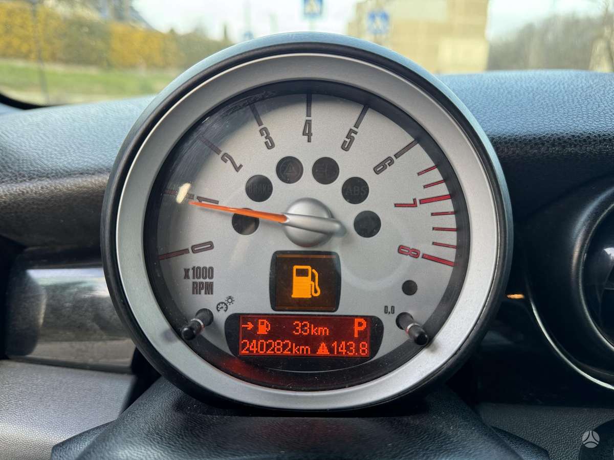 Mini Cooper, 1.6 l., Хэтчбек