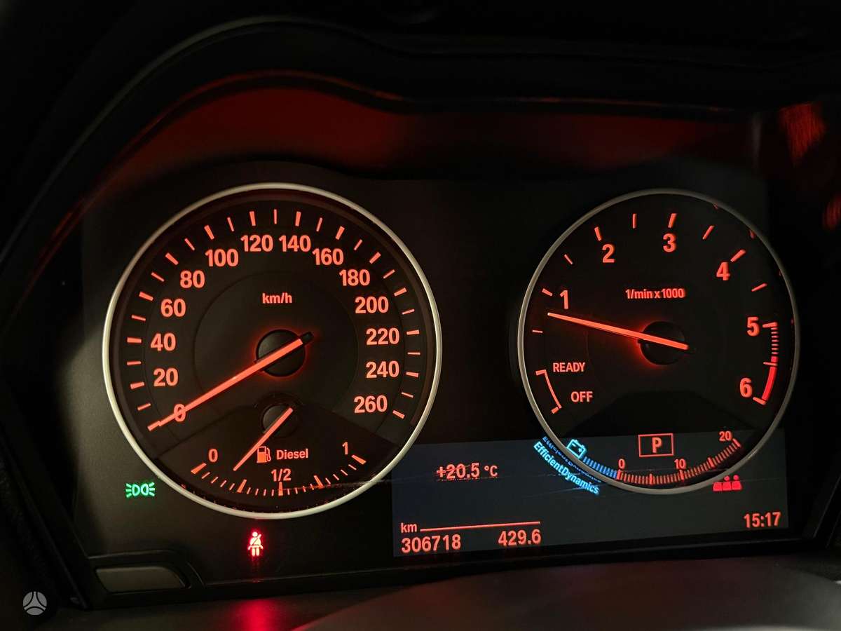 BMW 120, 2.0 l., hatchback