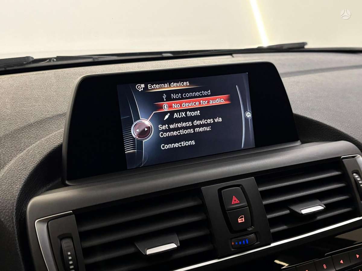 BMW 120, 2.0 l., hatchback