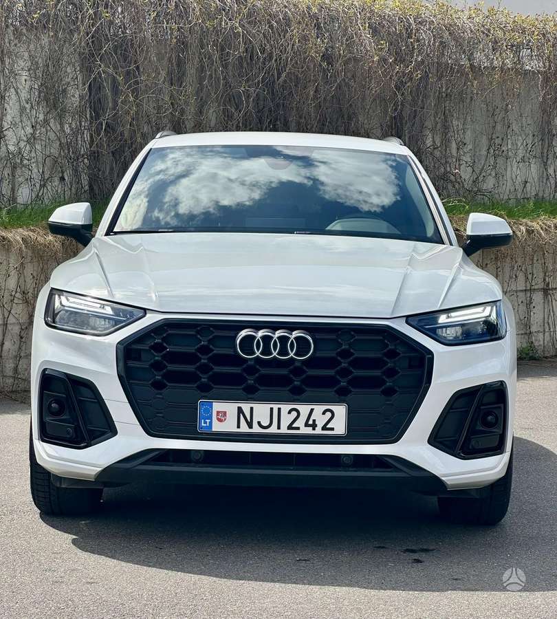 Audi Q5, off-road / crossover