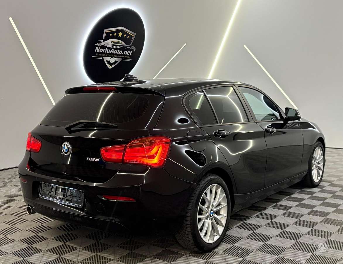 BMW 120, 2.0 l., hatchback