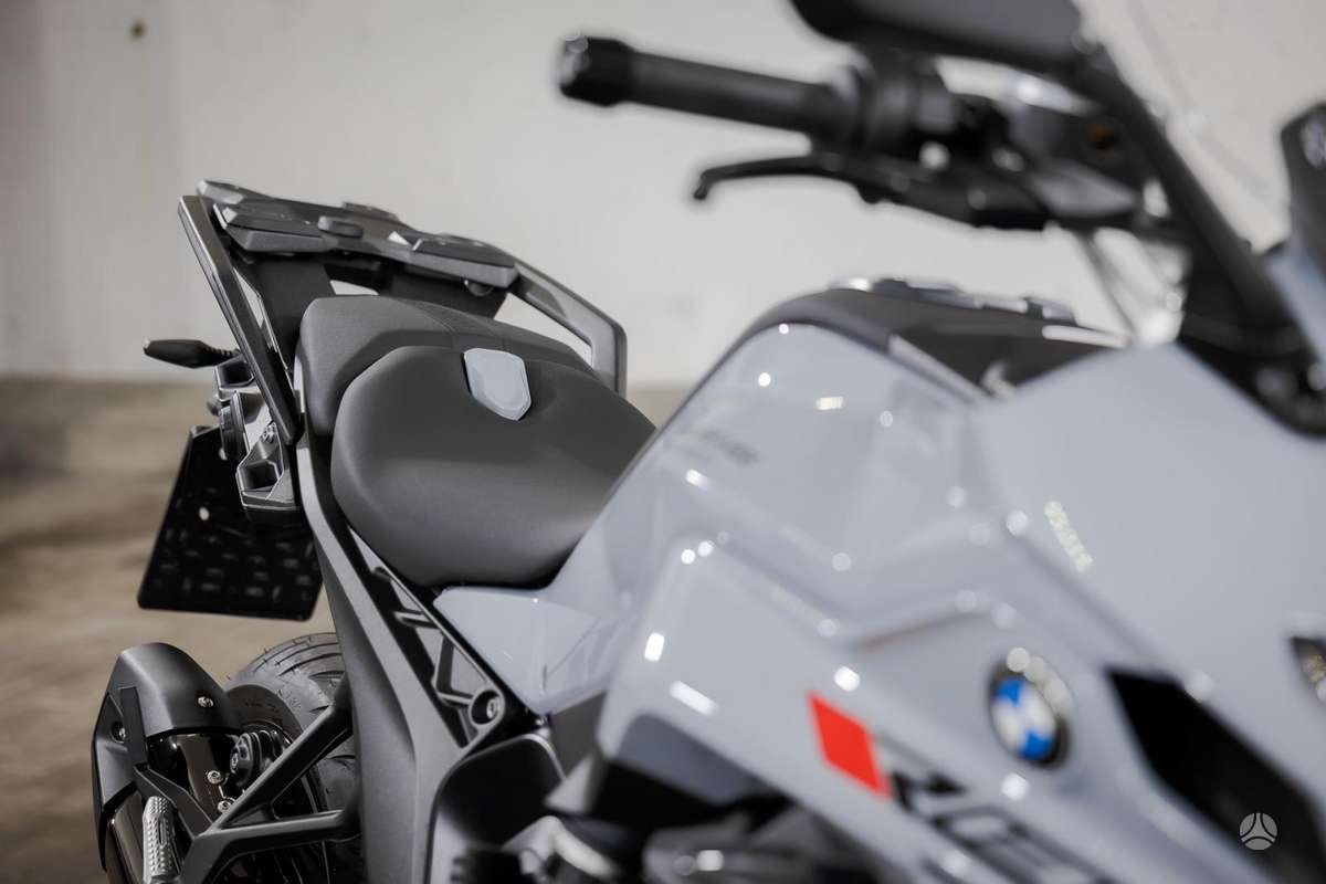 BMW R 1300 RS 1300cc, superbikes