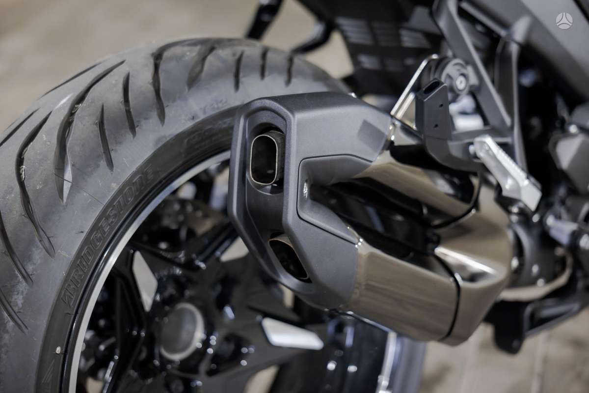 BMW R 1300 RS 1300cc, superbikes