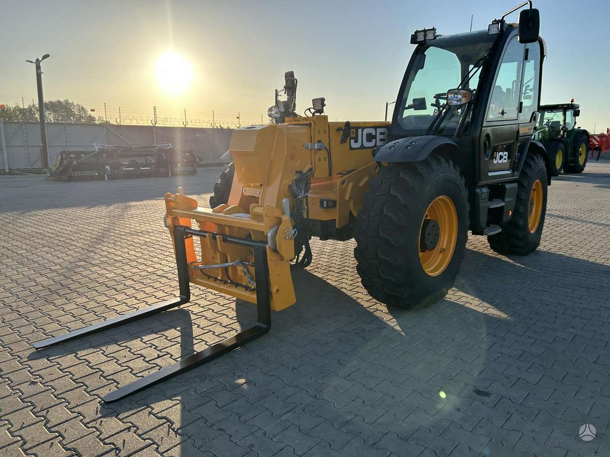 JCB 560-80 Agri Xtra, самоходные погрузчики