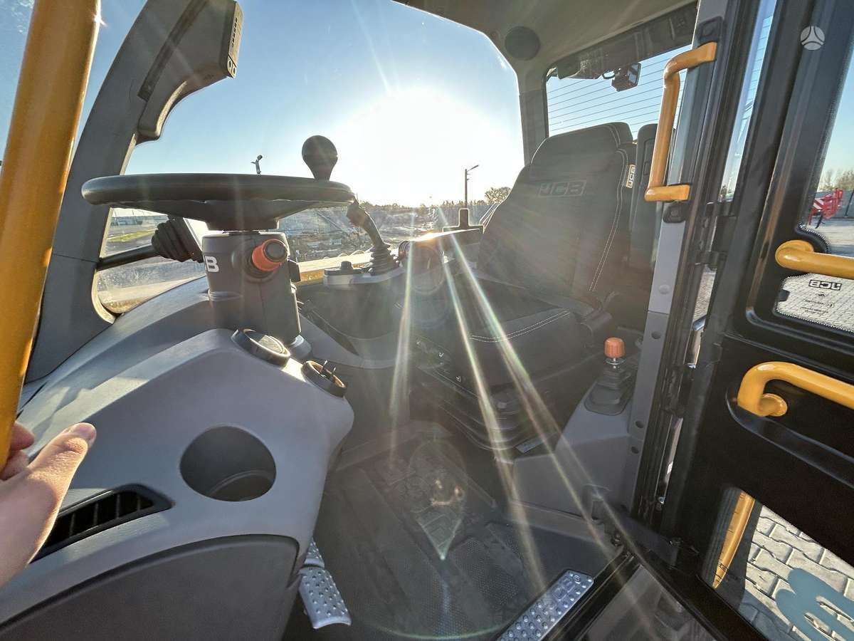 JCB 560-80 Agri Xtra, self-propelled loaders