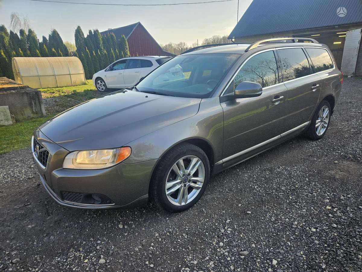 Volvo V70, 2.0 l., universalas