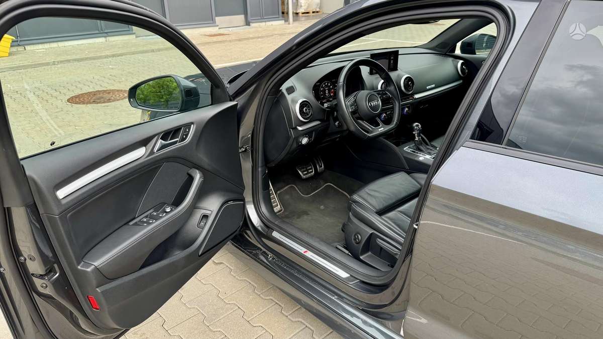 Audi S3, 2.0 l., Седан