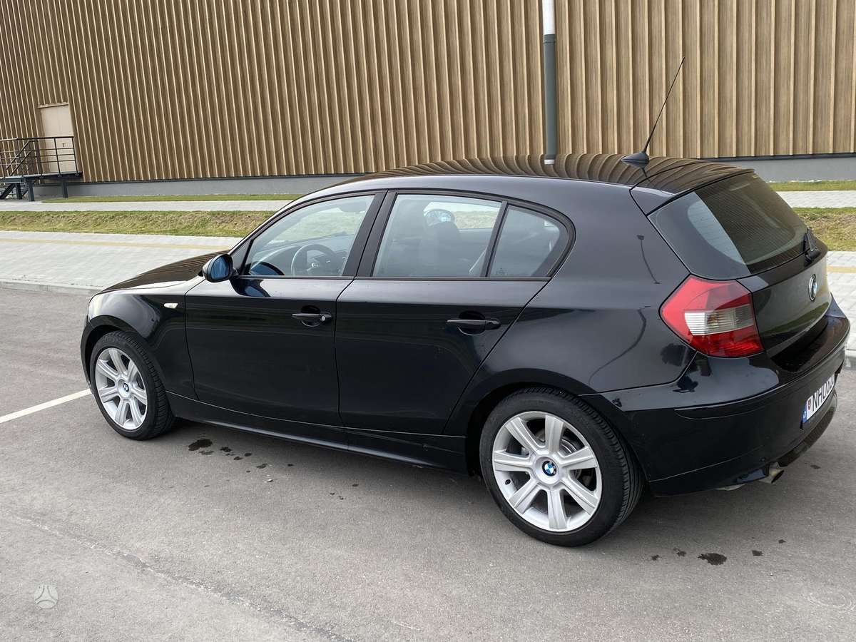 BMW 116, 1.6 l., hatchback