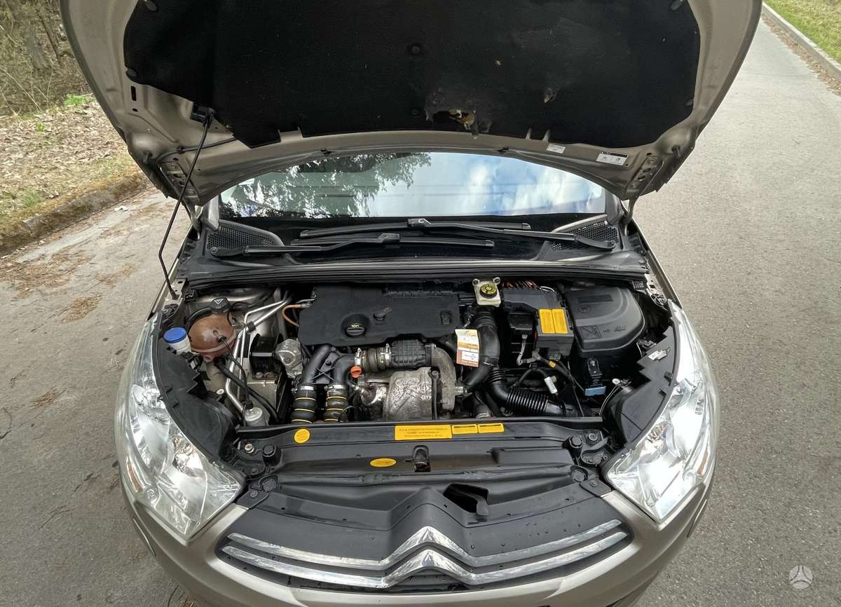 Citroen C4, 1.6 l., Хэтчбек