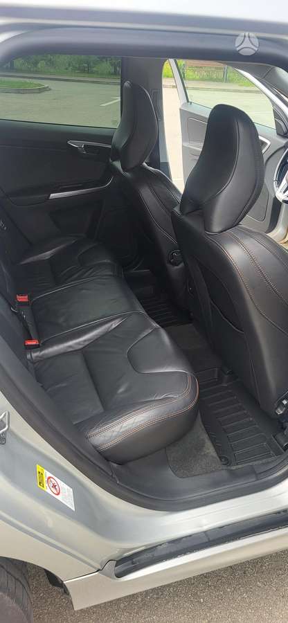 Volvo XC60 - 8