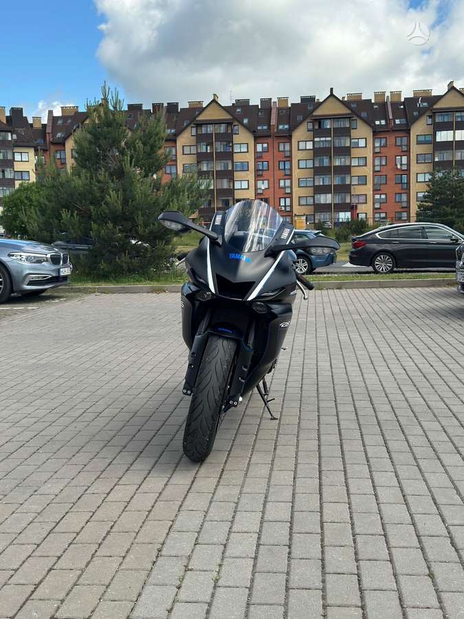 Yamaha R6 599cc, superbikes