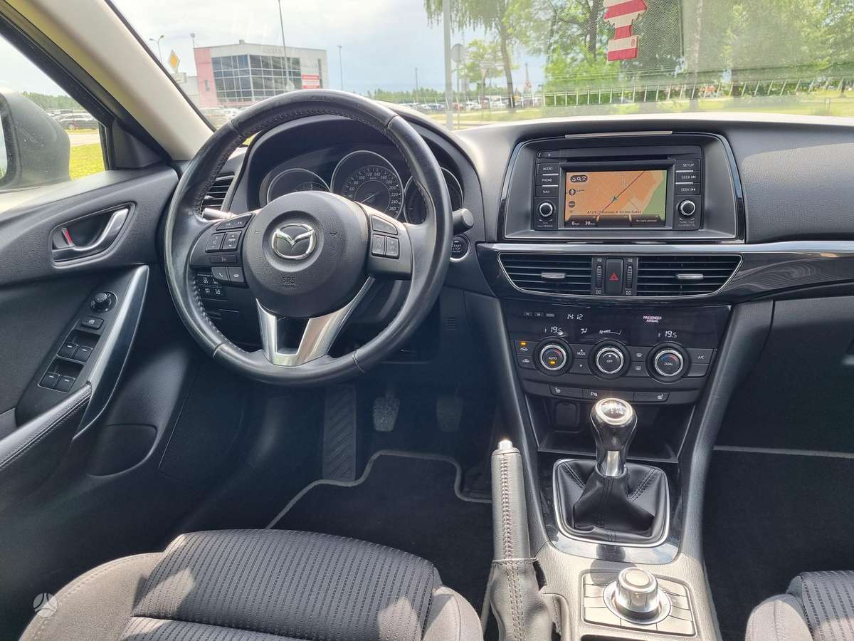 Mazda 6, 2.2 l., Седан