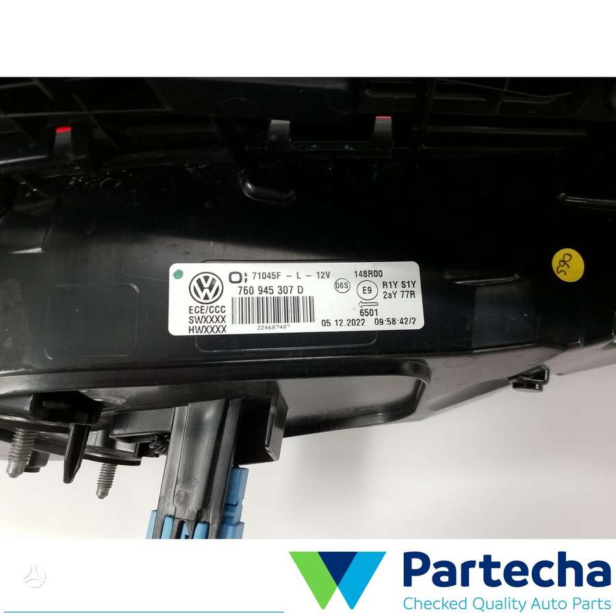 Volkswagen Touareg, 760945307D, lights