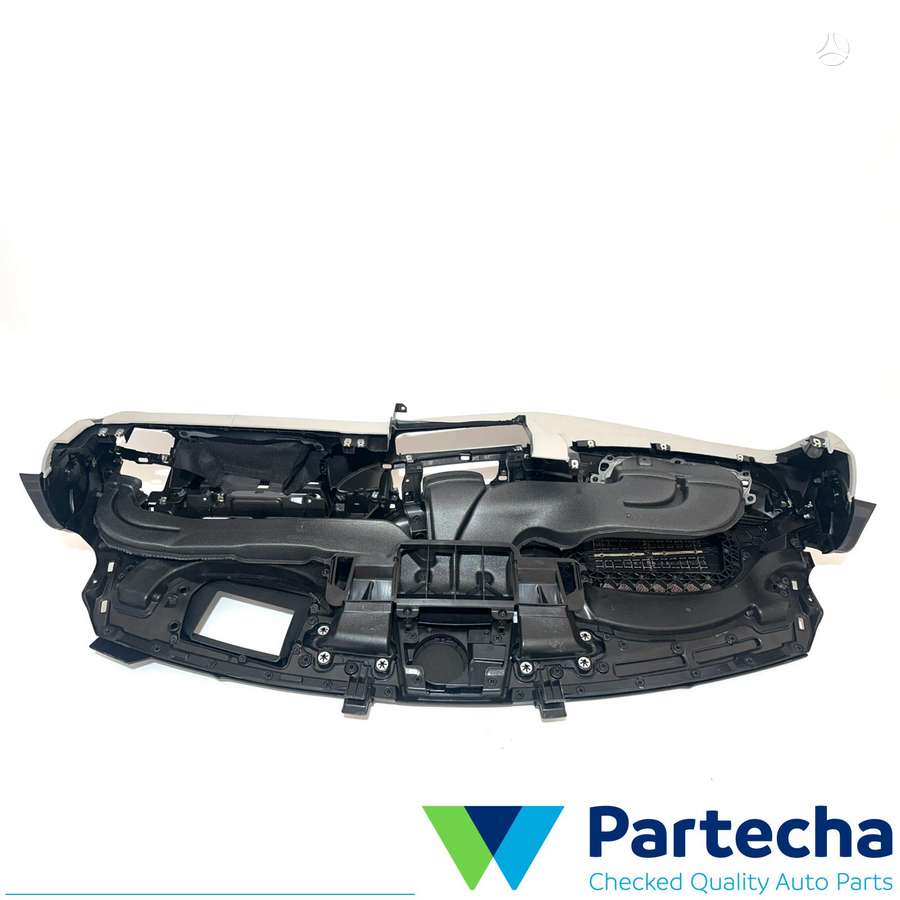 BMW i8 panelė