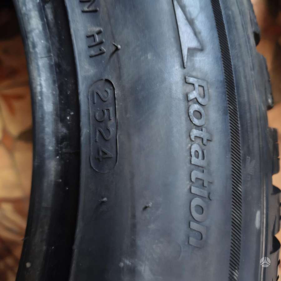 Hankook Winter icept evo3, winter 245/50 R18