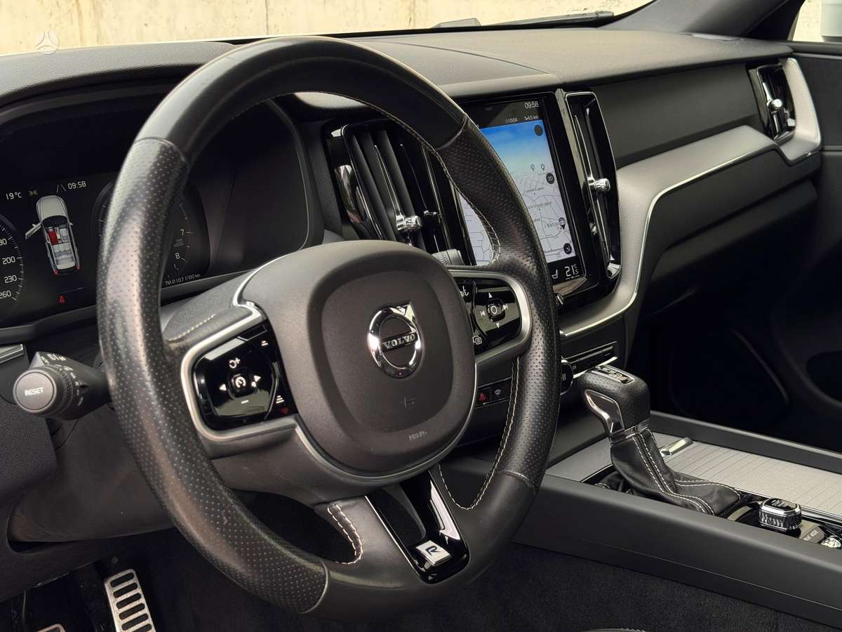 Volvo XC60 - 11
