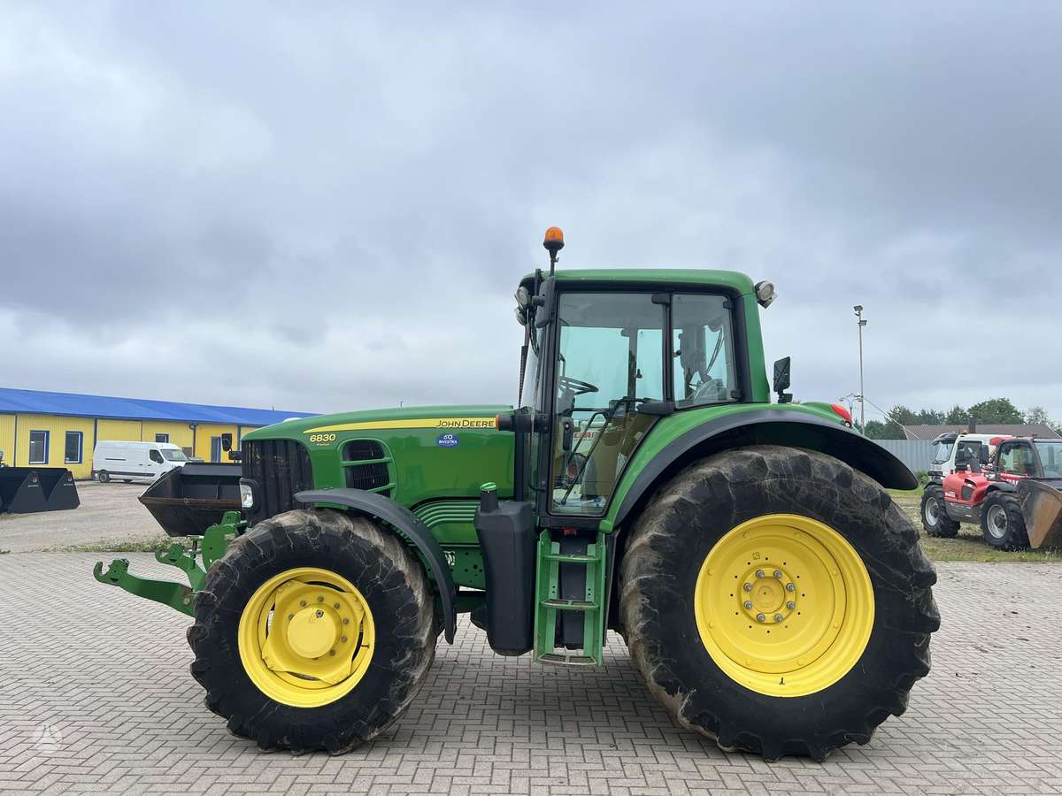 John Deere 6830 Premium, tractors