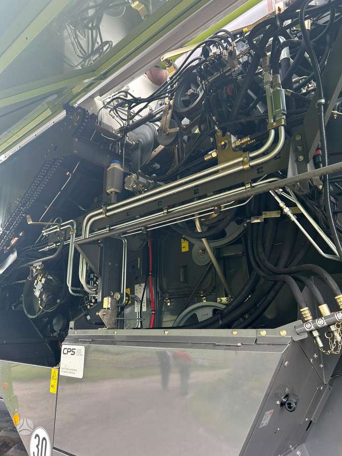 Claas Lexion 750, kombainai