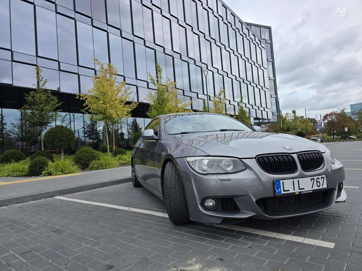 BMW 335, 3.0 l., Купе (coupe)