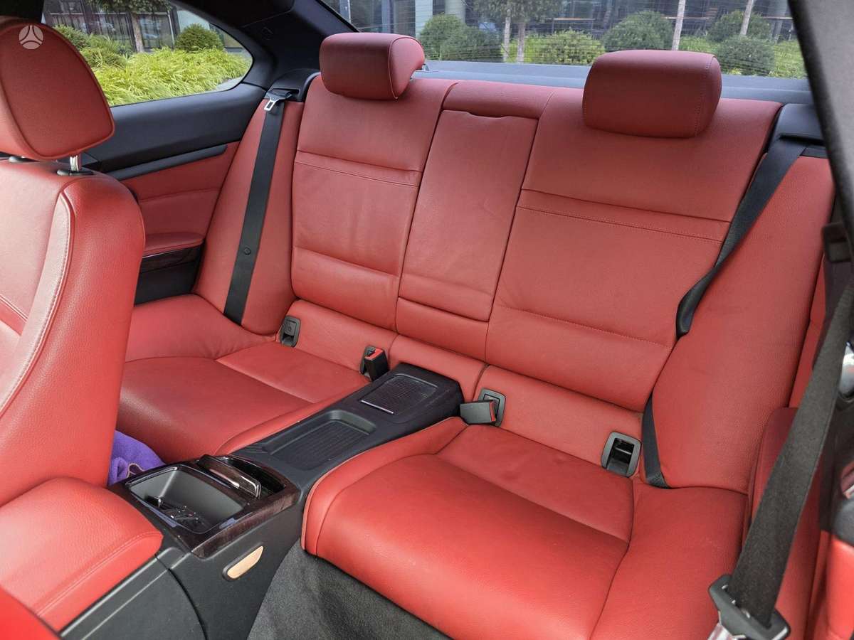 BMW 335, 3.0 l., coupe