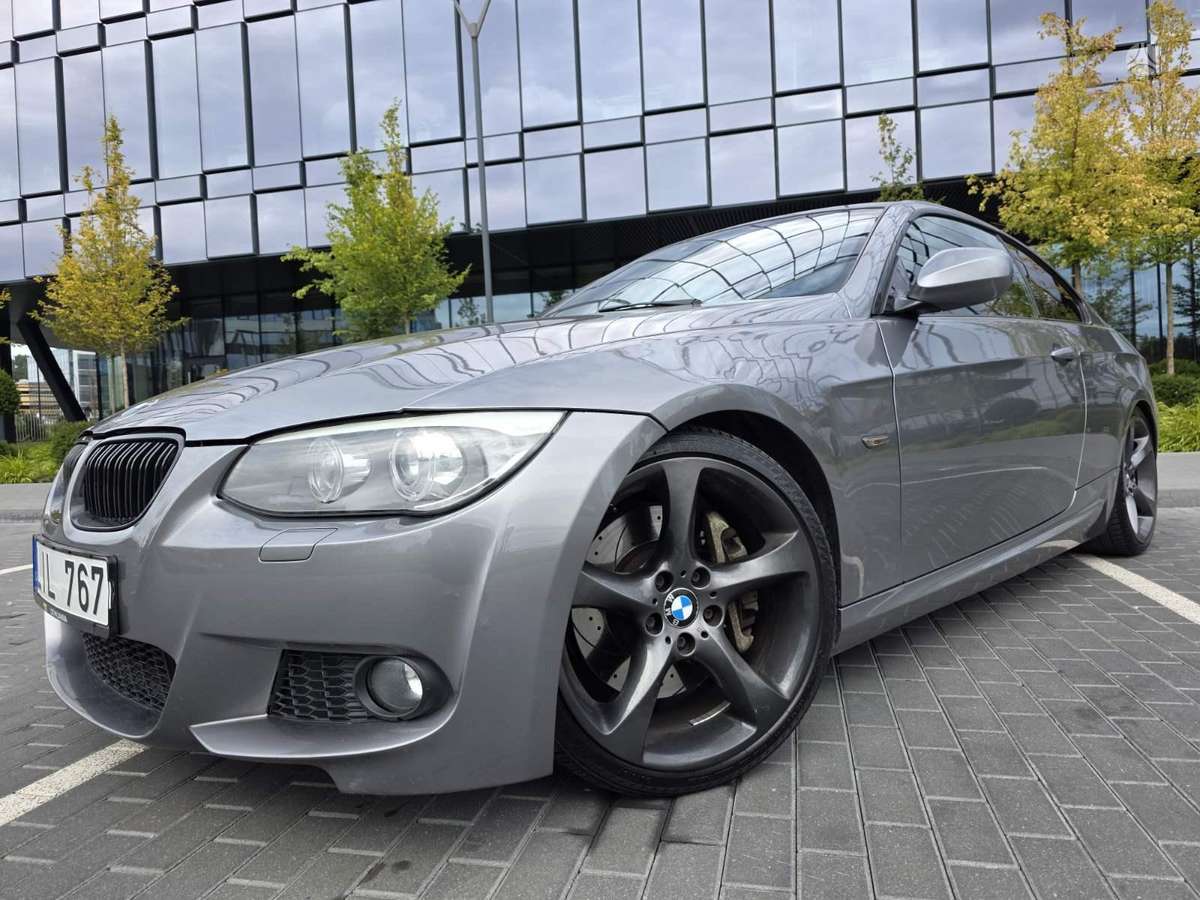 BMW 335, 3.0 l., Купе (coupe)