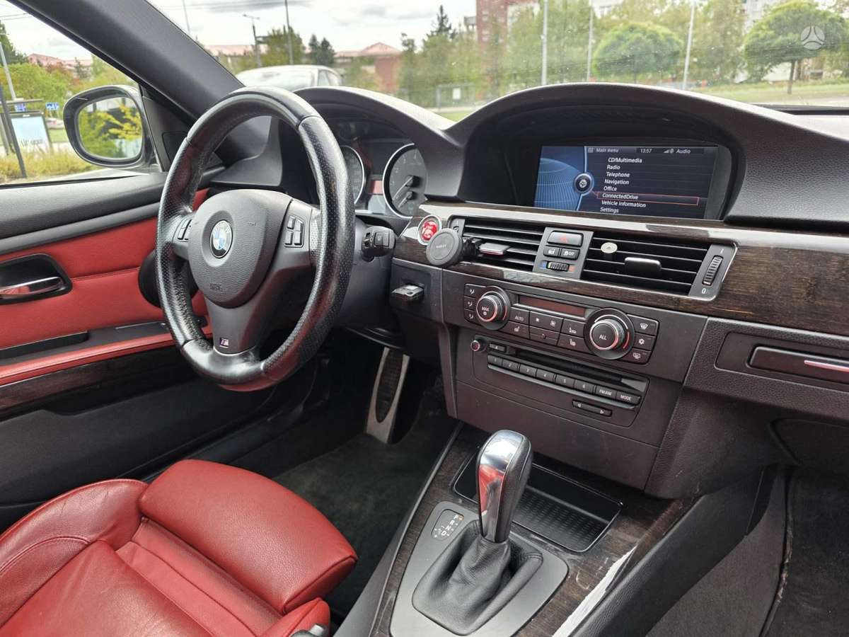 BMW 335, 3.0 l., Купе (coupe)