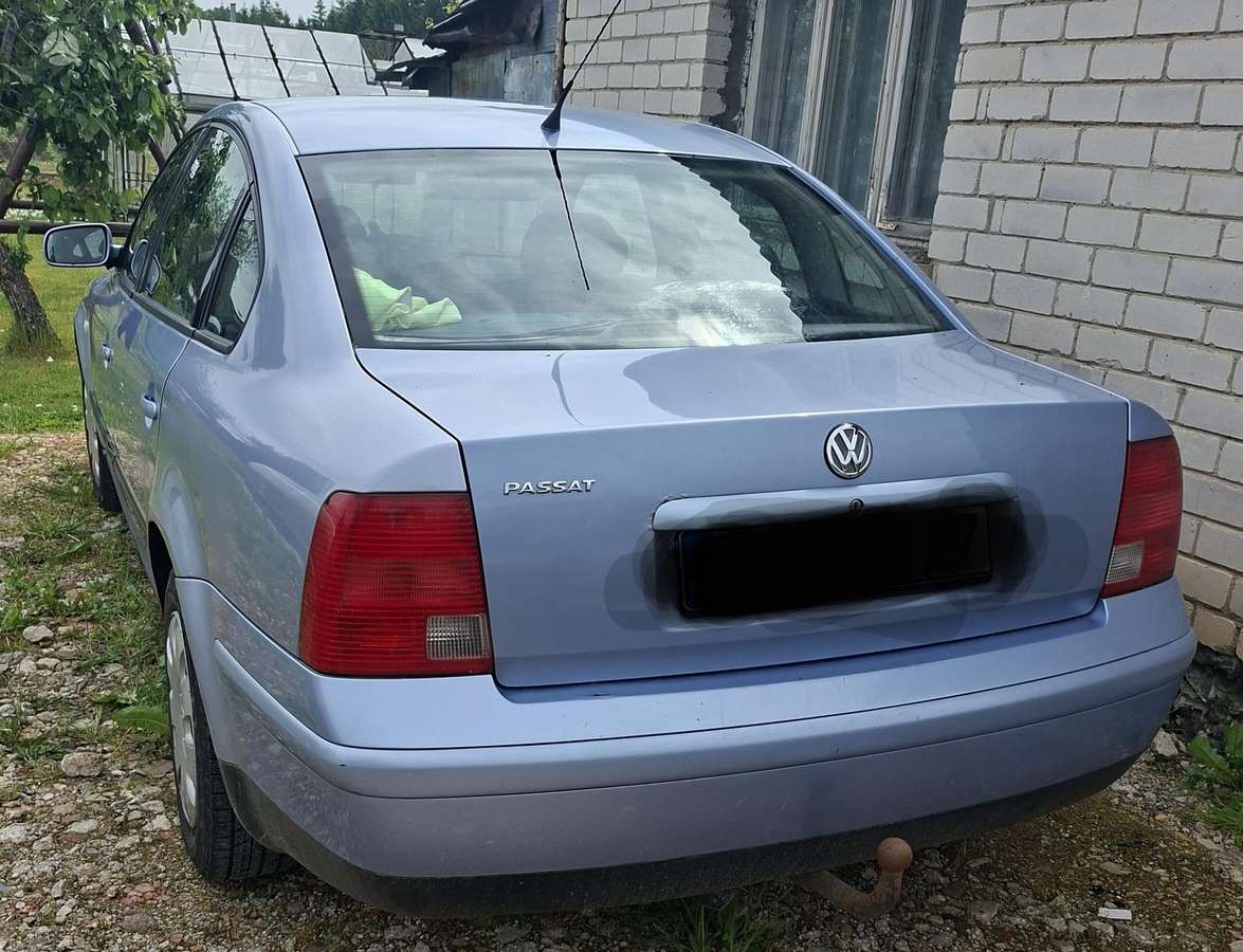 Volkswagen Passat - 3