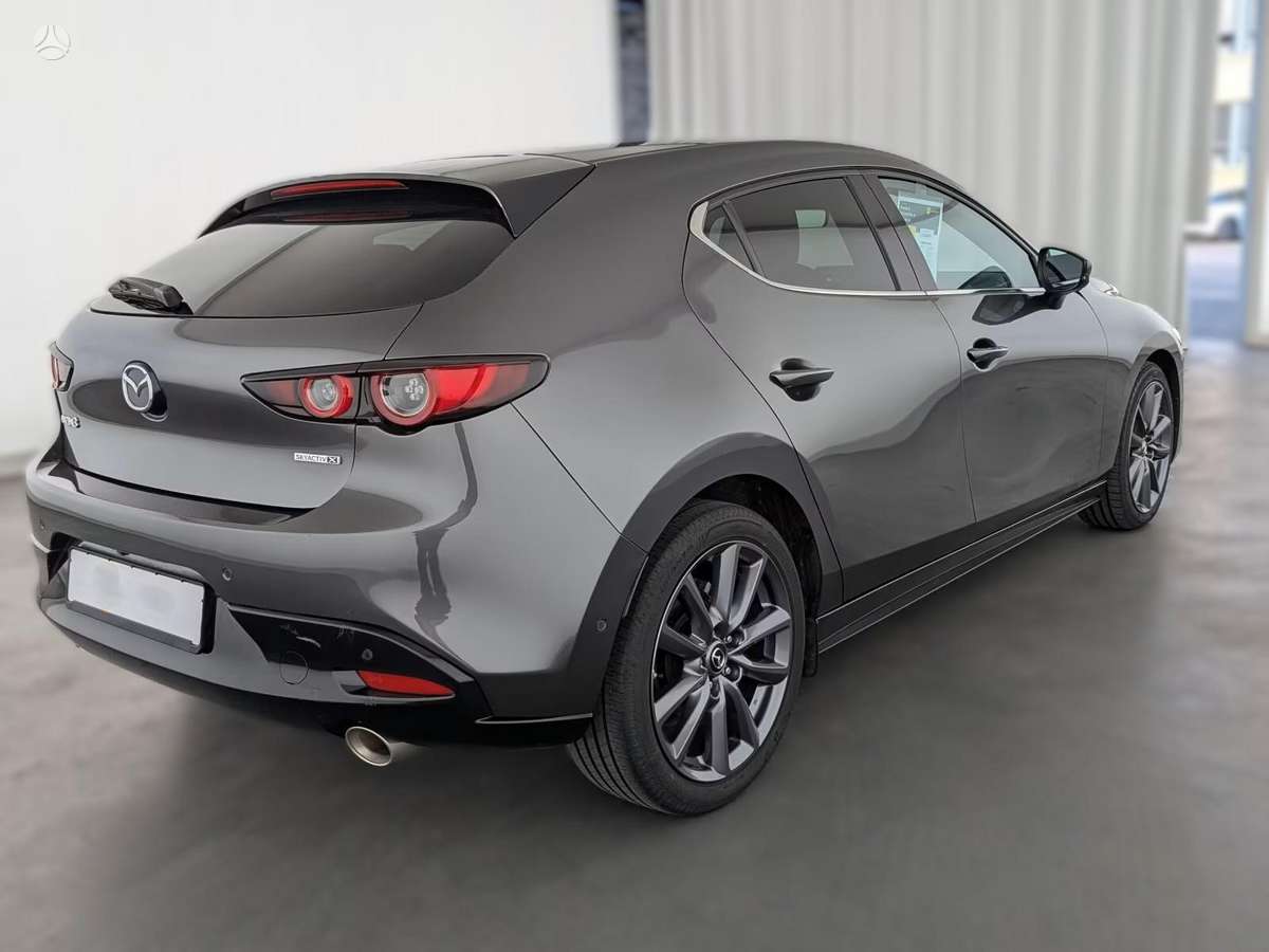 Mazda 3, 2.0 l., hatchback