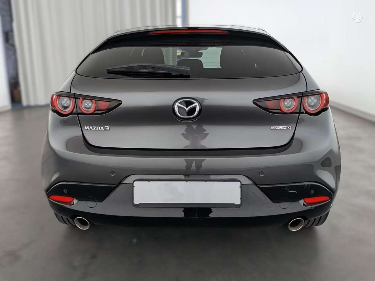 Mazda 3, 2.0 l., hatchback