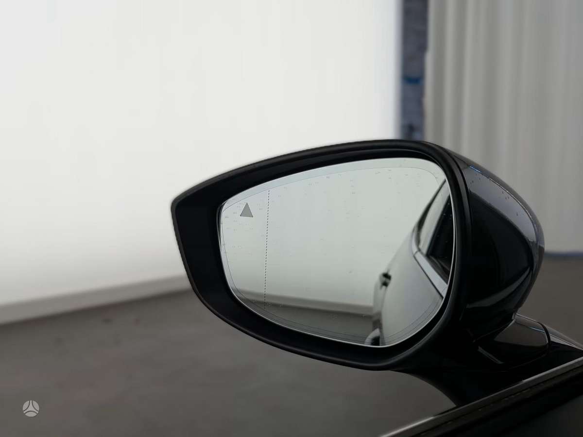 Mazda 3, 2.0 l., hatchback